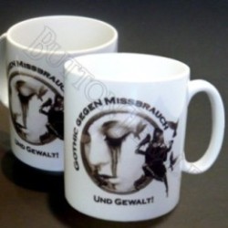 Tasse mit Logo Gothic gegen Missbrauch