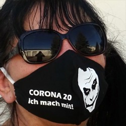 Corona Joker Maske